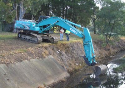 Barr St Park August 2007 Creating a gentler slope