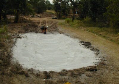 bentonite clay pond 300mm depth